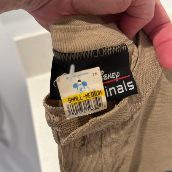 NWT Vintage Disneyland 1995 Grad Night Henley T-Shirt in Tan Men's Size S/M - Picture 6 of 10